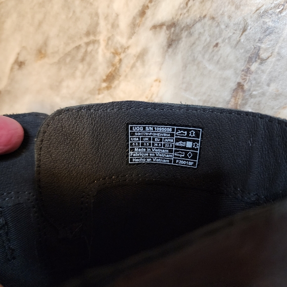 Ugg GUC knee high leather boots black zipper 5.5 - Picture 3 of 7